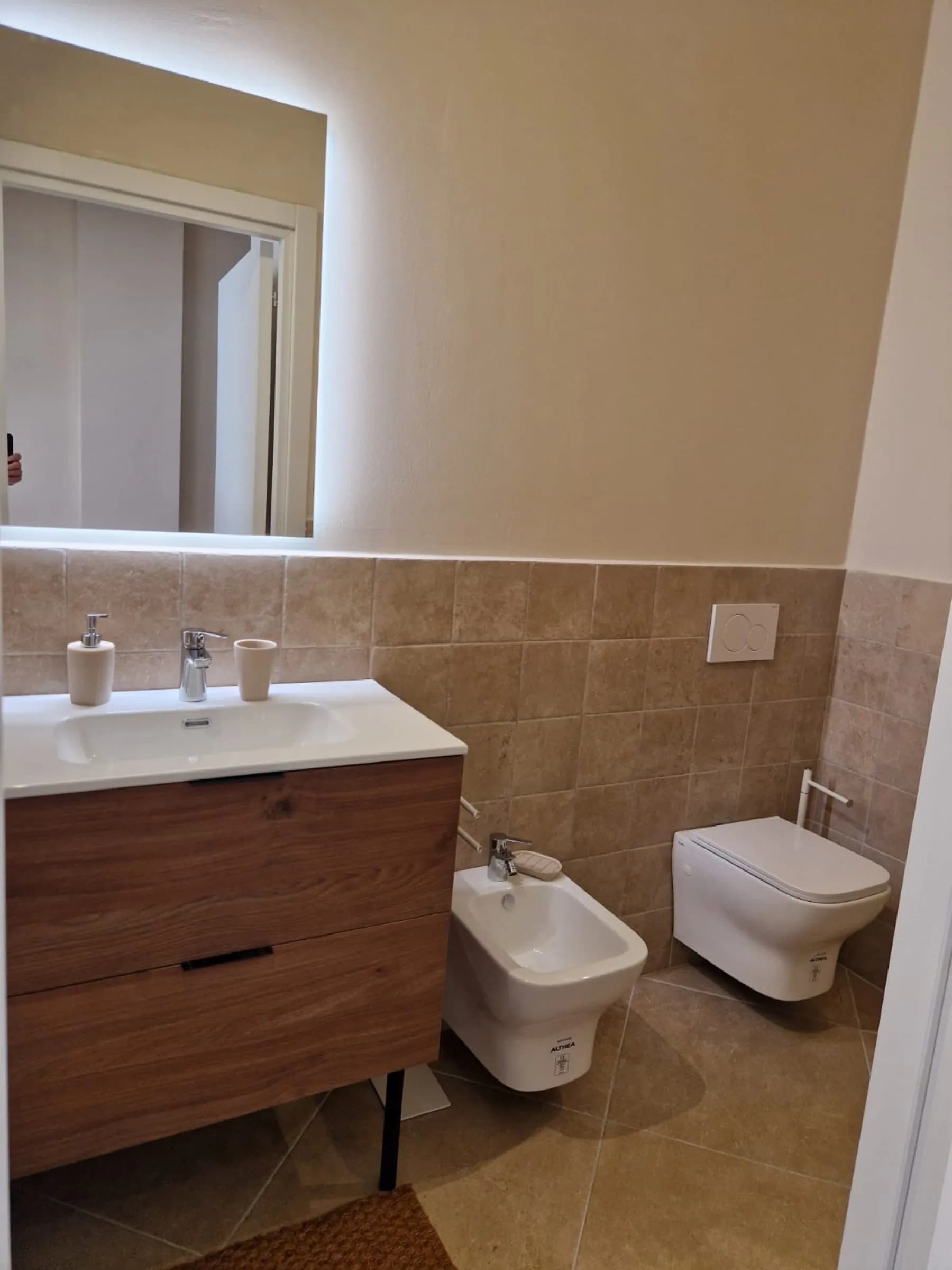 Salle de bain pour les invités